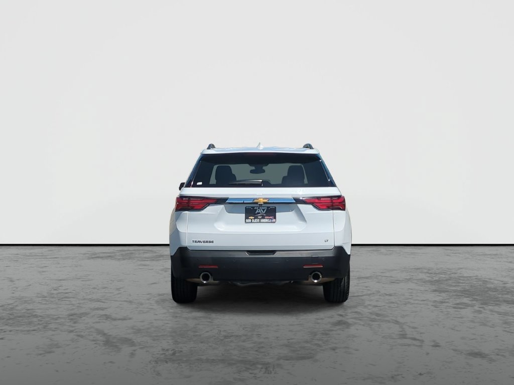 Used 2023 Chevrolet Traverse LT FWD image 7