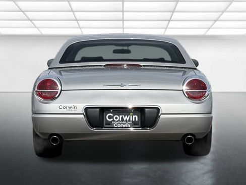 Used 2005 Ford Thunderbird RWD image 14