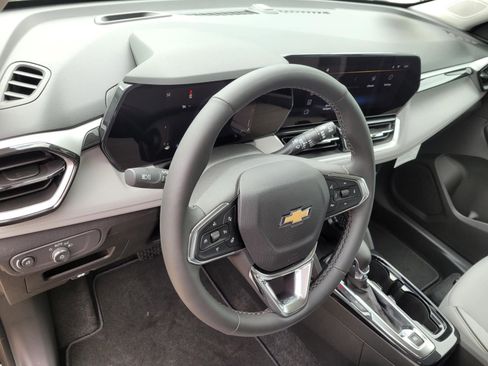 New 2026 Chevrolet TrailBlazer LT w/ Convenience Package FWD image 17