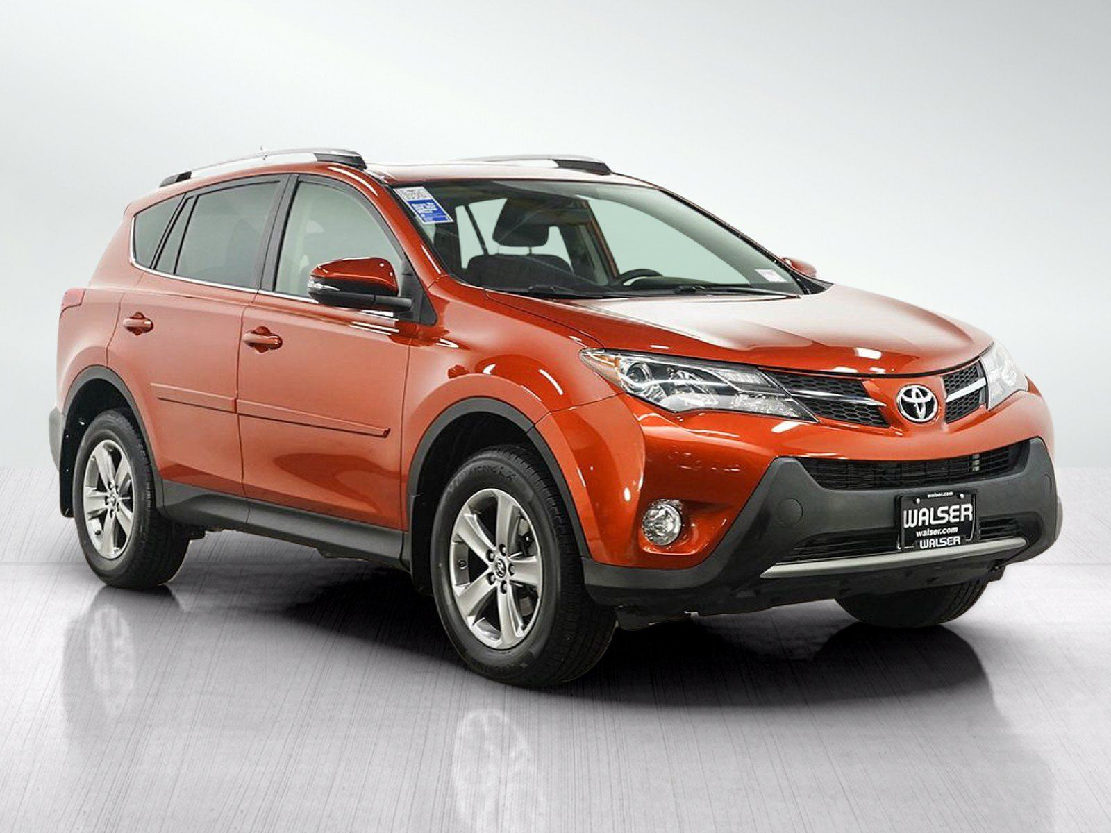 Used 2015 Toyota RAV4 XLE AWD/4WD image 8