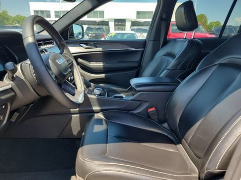Used 2024 Jeep Grand Cherokee Limited 4xe AWD/4WD image 19
