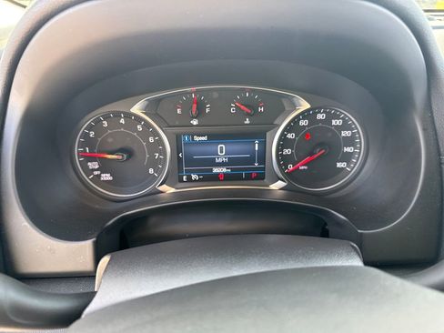 Used 2024 GMC Terrain SLE image 20