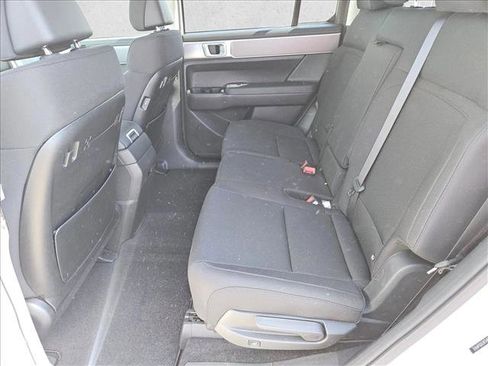 New 2026 Hyundai Santa Fe SE image 11