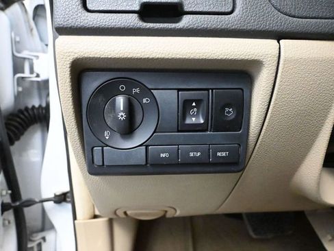 Used 2010 Ford Fusion SE image 28