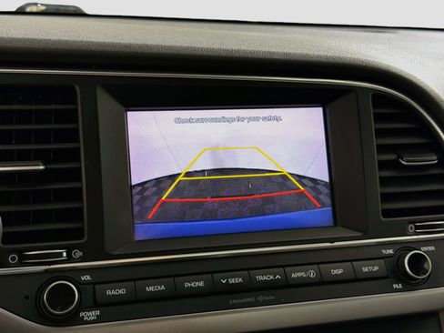 Used 2018 Hyundai Elantra SEL FWD image 22