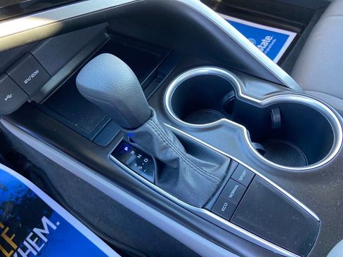 Used 2023 Toyota Camry LE image 26