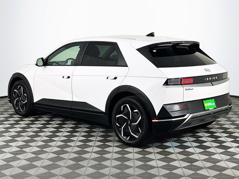 Used 2024 Hyundai Ioniq 5 SEL image 6