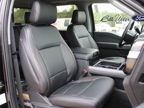 New 2026 Ford F350 Lariat w/ Black Appearance Package AWD/4WD image 7