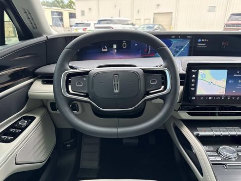 New 2026 Lincoln Nautilus Premier AWD/4WD image 17