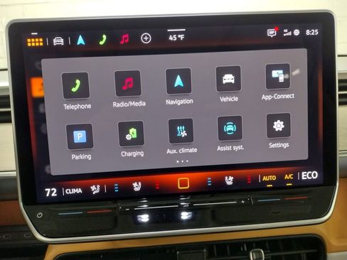 New 2025 Volkswagen ID. Buzz Pro S Plus image 32