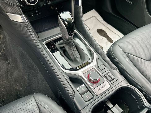 Used 2024 Subaru Forester Touring image 17