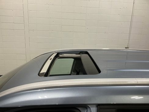 Used 2024 Toyota Highlander XLE image 23