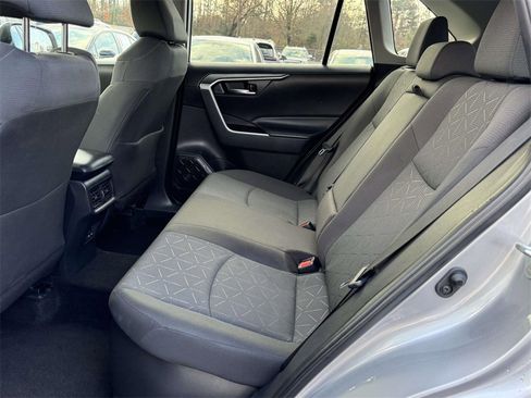 Used 2024 Toyota RAV4 XLE image 16