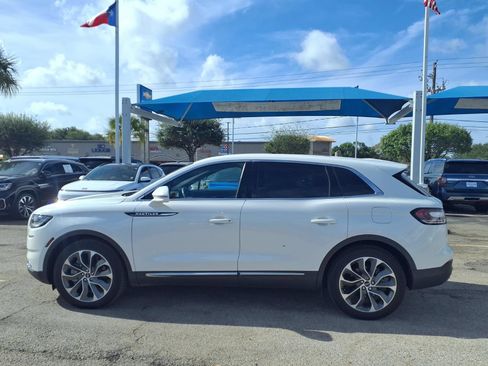 Used 2023 Lincoln Nautilus Reserve FWD image 24