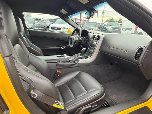 Used 2006 Chevrolet Corvette Convertible w/ Preferred Equipment Group RWD image 13