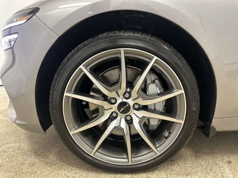 Used 2026 Genesis G70 2.5T image 27
