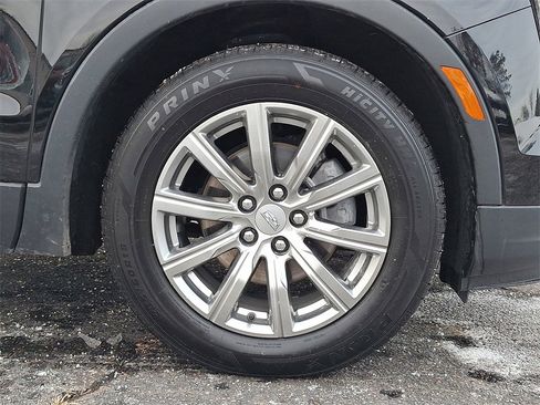 Used 2021 Cadillac XT4 Premium Luxury image 19