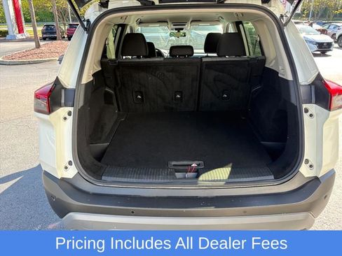Used 2023 Nissan Rogue SV AWD/4WD image 26