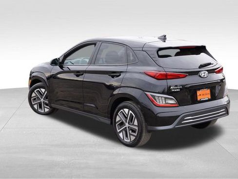 Used 2023 Hyundai Kona Limited image 7