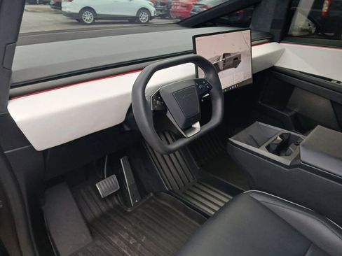 Used 2024 Tesla Cybertruck AWD Crew Cab image 7