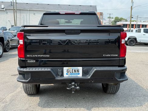 Used 2020 Chevrolet Silverado 1500 Custom w/ Custom Value Package AWD/4WD image 6