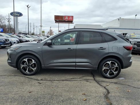 Used 2023 Ford Escape ST-Line Elite w/ Premium Technology Package image 6