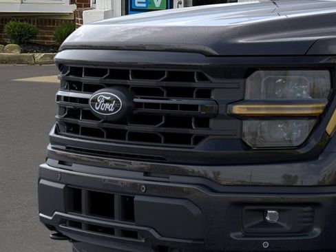 New 2026 Ford F150 XLT w/ Equipment Group 302A MID AWD/4WD image 18