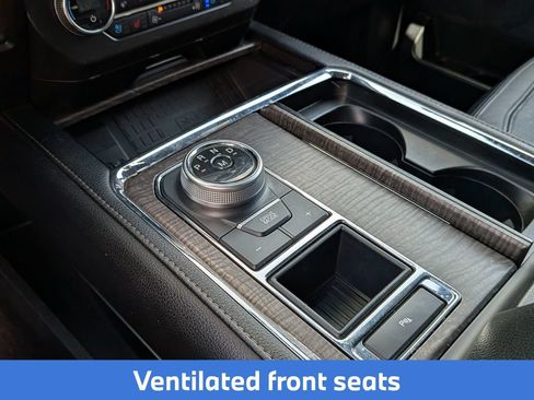 Used 2020 Ford Expedition Limited RWD image 25