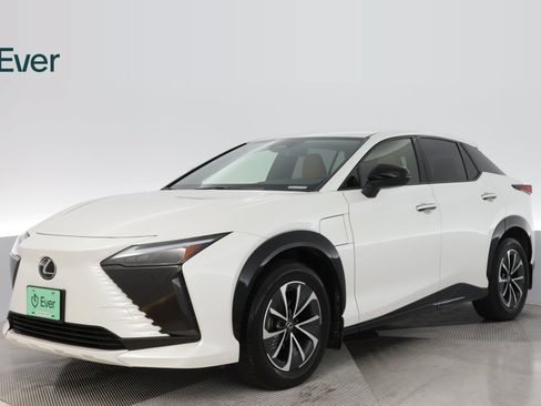 Used 2024 Lexus RZ 450e Premium w/ Accessory Package (Z1) AWD/4WD image 2
