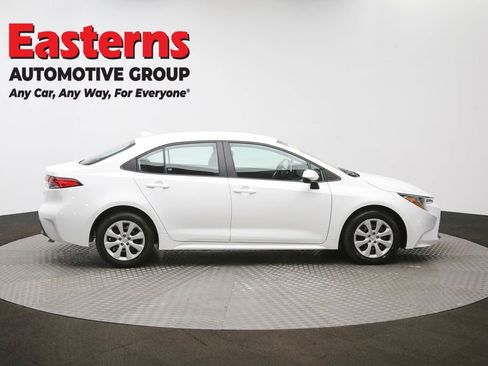 Used 2024 Toyota Corolla LE image 43