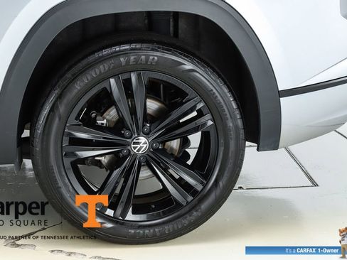 Used 2023 Volkswagen Atlas Cross Sport SEL R-Line image 45