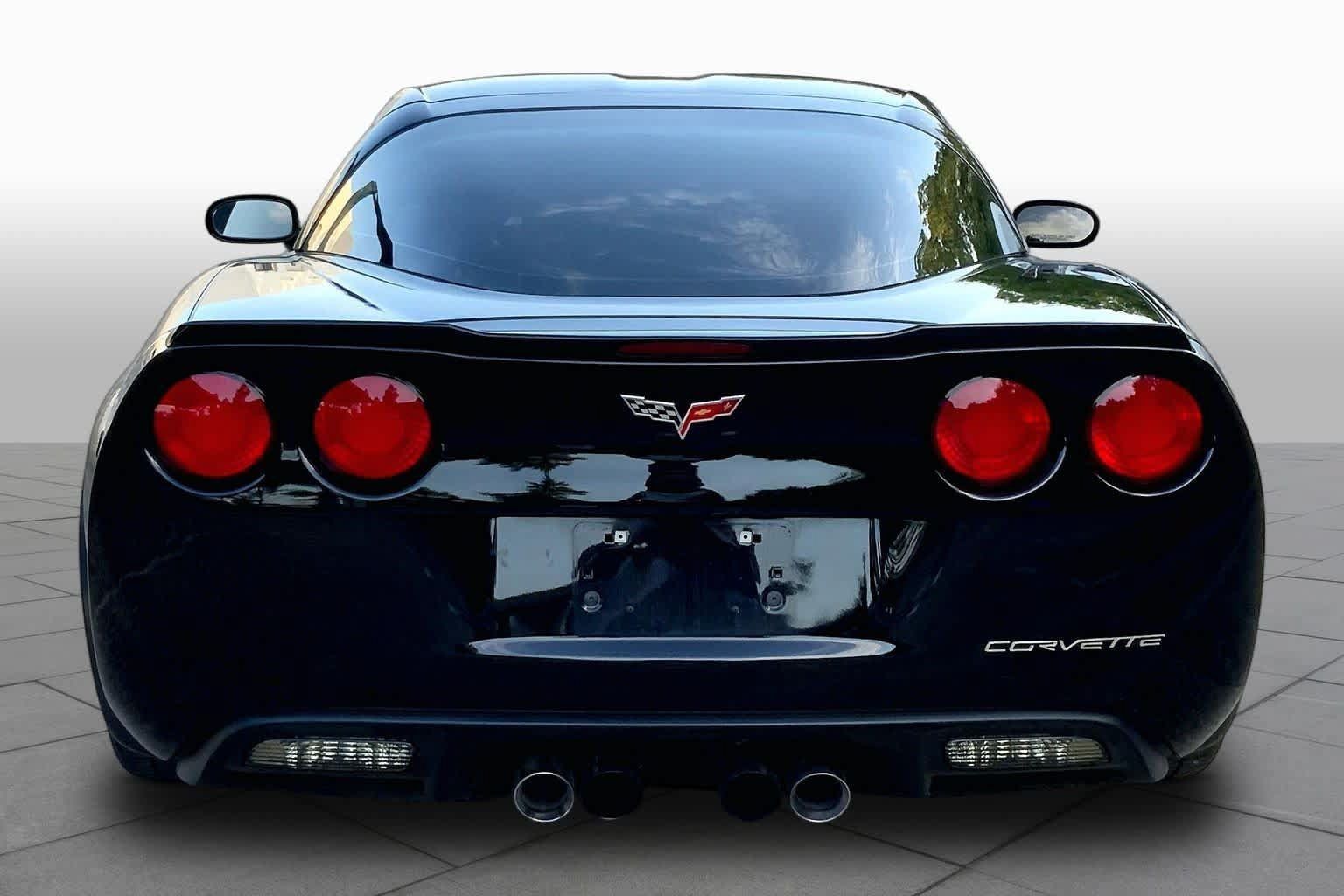 Used 2009 Chevrolet Corvette Z06 w/ Preferred Equipment Group RWD image 4