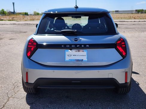 New 2026 MINI Cooper 2-Door Hardtop FWD image 4