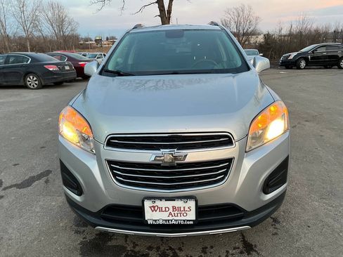 Used 2015 Chevrolet Trax LT FWD image 2