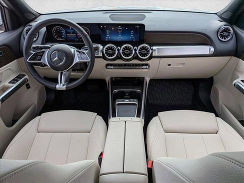 Certified 2026 Mercedes-Benz GLB 250 image 16