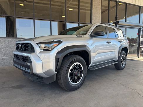 Used 2025 Toyota 4Runner TRD Off-Road image 28