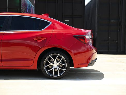Used 2021 Acura ILX w/ Premium Package FWD image 30