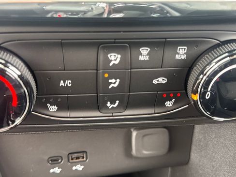 New 2026 Buick Encore GX Preferred w/ Advanced Technology Package AWD/4WD image 19