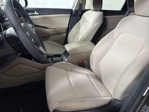 Used 2019 Hyundai Tucson SEL w/ Cargo Package image 11