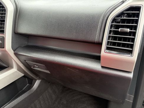 Used 2018 Ford F150 Lariat w/ Equipment Group 502A Luxury image 26