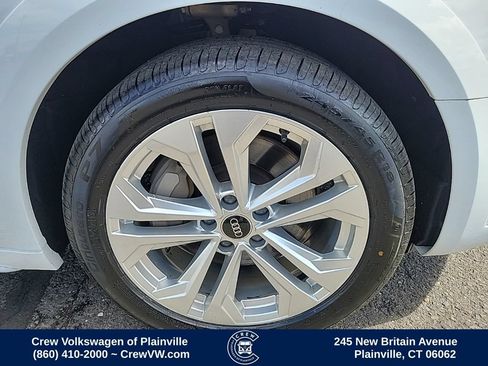 Used 2023 Audi A4 2.0T allroad Premium Plus AWD/4WD image 19