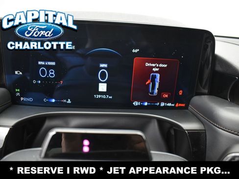 Used 2025 Lincoln Aviator Reserve w/ Jet Appearance Package image 11