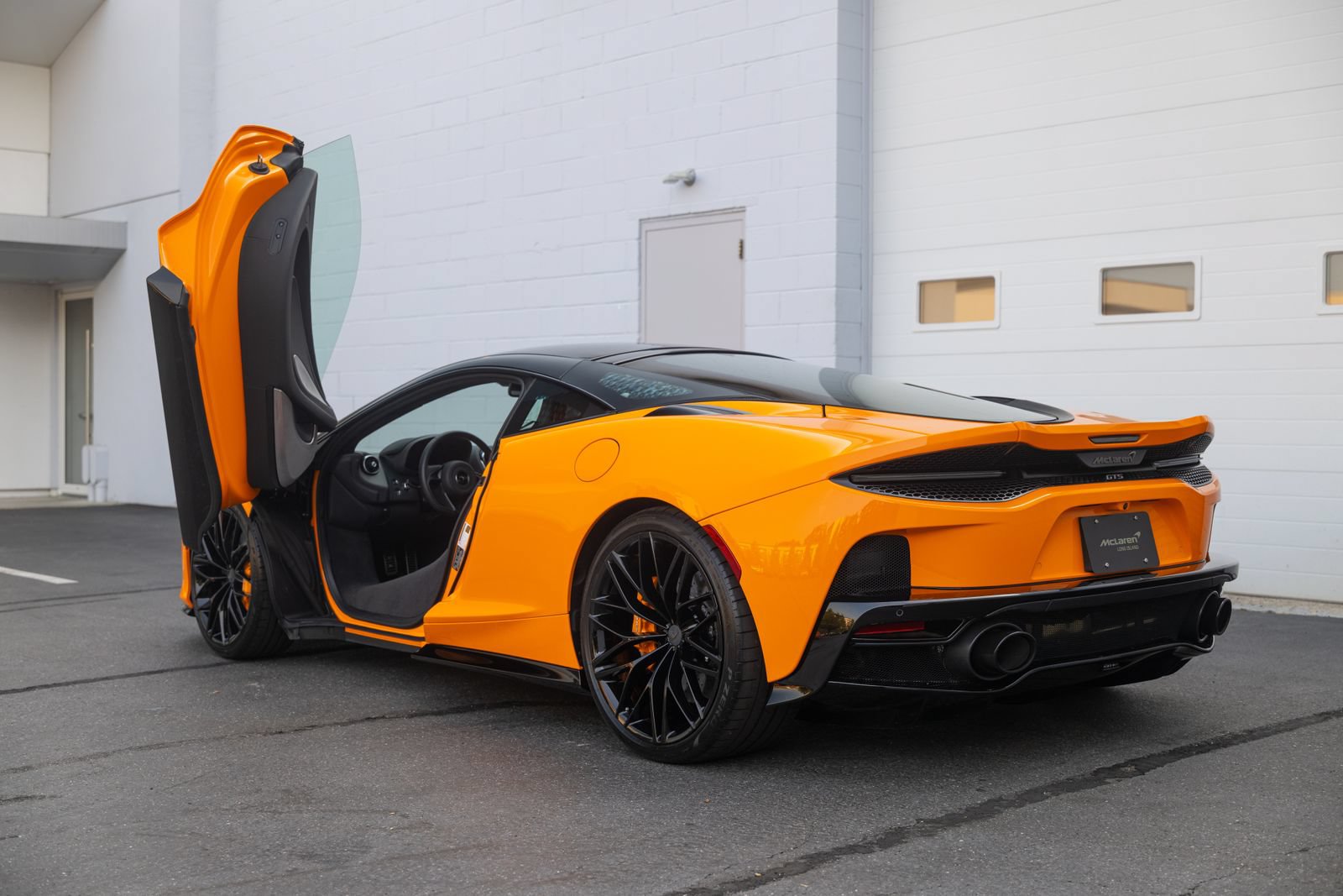 Used 2025 McLaren GTS RWD image 43