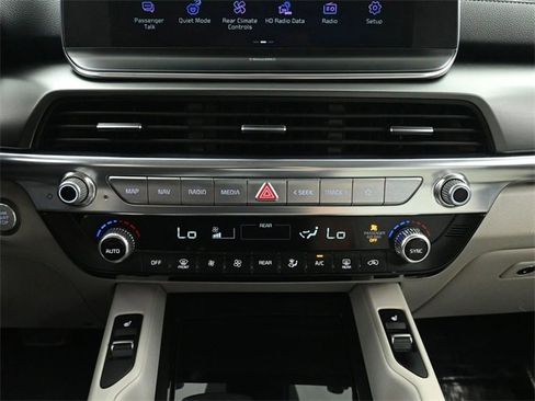 Used 2022 Kia Telluride S image 34