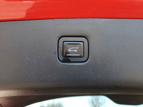 Used 2020 Chevrolet Blazer LT image 31