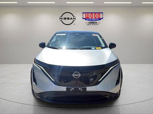Used 2023 Nissan Ariya AWD image 6
