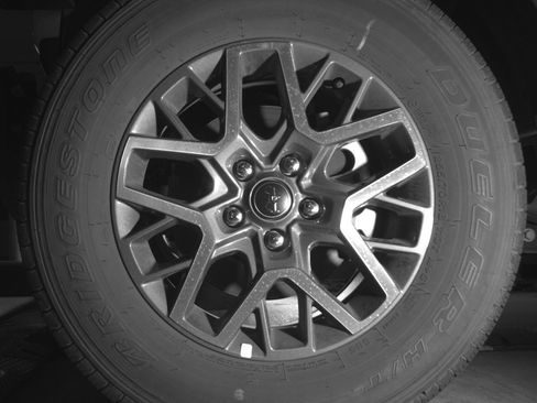 Used 2025 Jeep Wrangler Sahara image 12