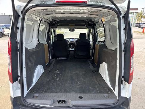 Certified 2021 Ford Transit Connect XLT image 9