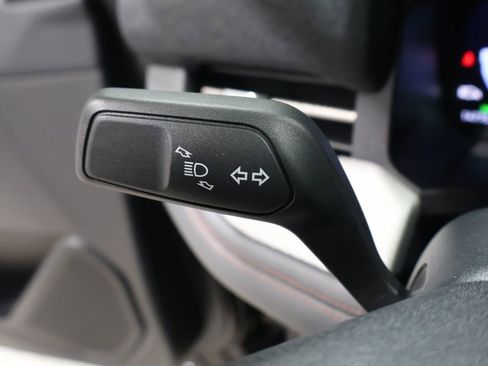 Used 2025 Ford Explorer Active image 37