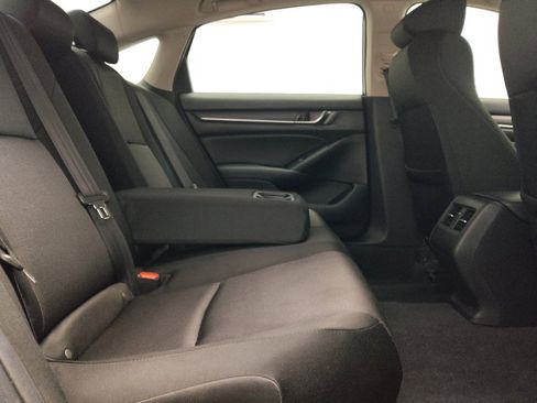 Used 2020 Honda Accord EX image 19